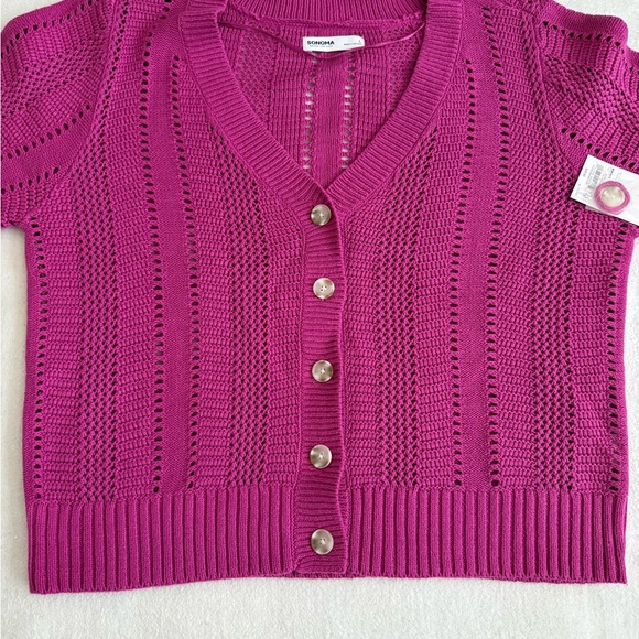 Sonoma Short Sleeve Crochet Cropped Cardigan Magenta Size L - Picture 3 of 5